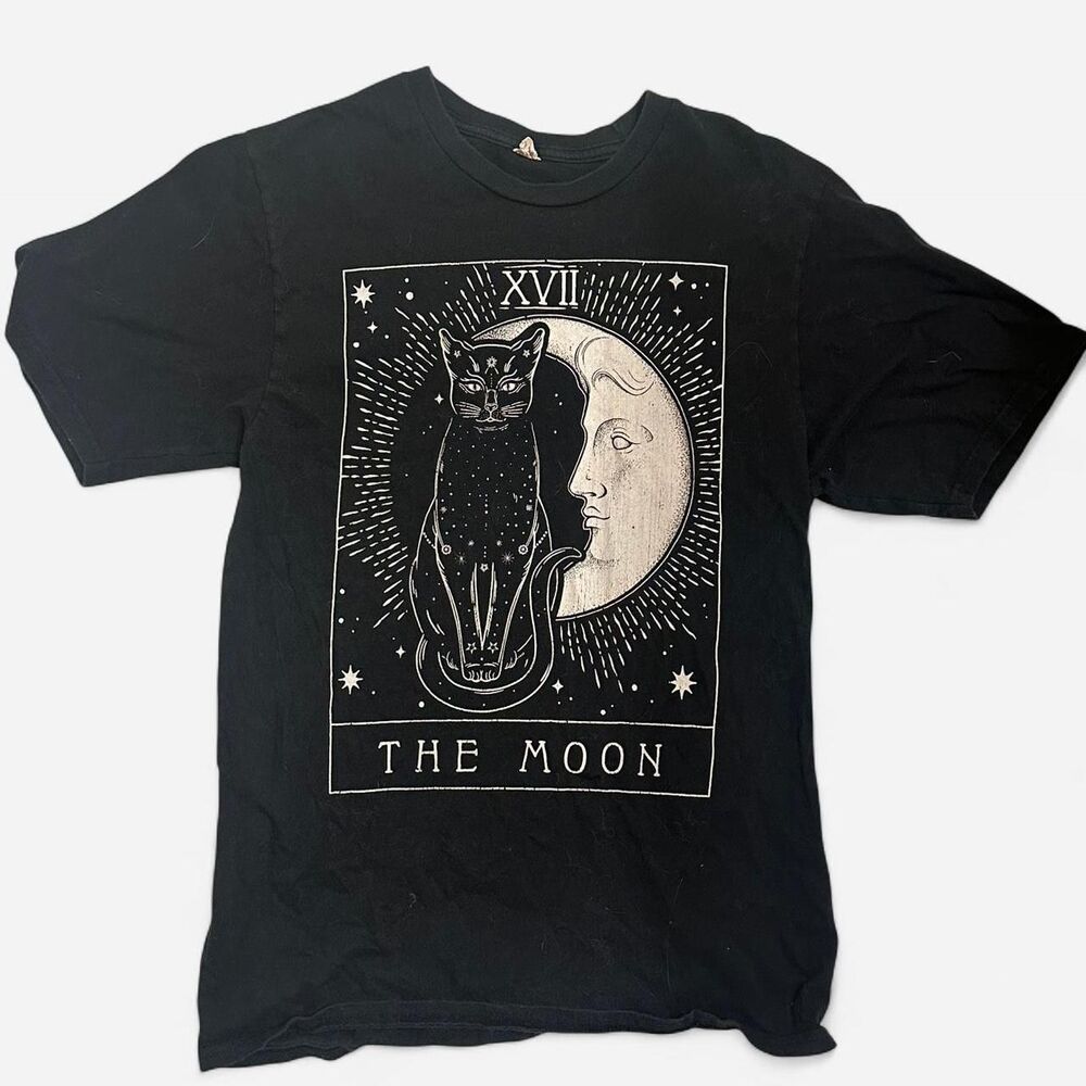 Black and White The Moon Tarot Tee